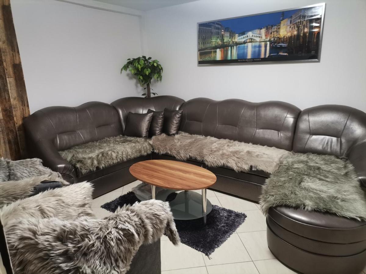 Apartman Ustie Trstena Ngoại thất bức ảnh