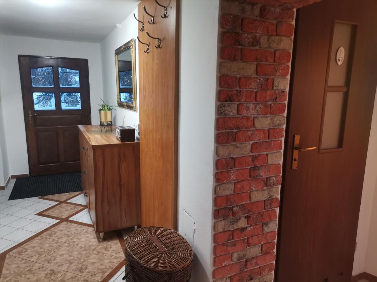 Apartman Ustie Trstena Ngoại thất bức ảnh