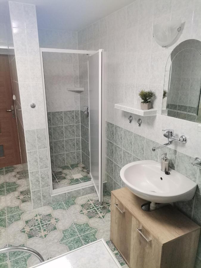 Apartman Ustie Trstena Ngoại thất bức ảnh